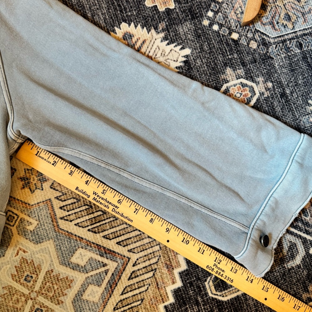 Free People Dreamers Cropped Distressed Jacket Washed Blue Women’s Size Small - Picture 14 of 15